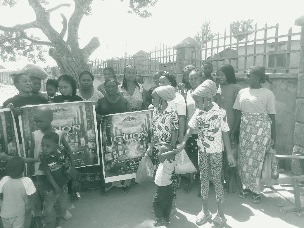 Photograph from a Fisho Initiative feeding outreach.